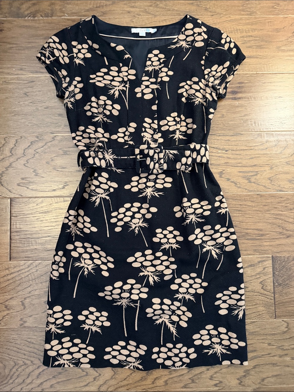 Boden Notch Neck Floral Belted Shift Dress Black Tan Cream Size 6P